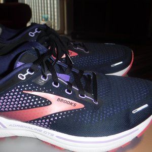 Brook's Men Running Shoes